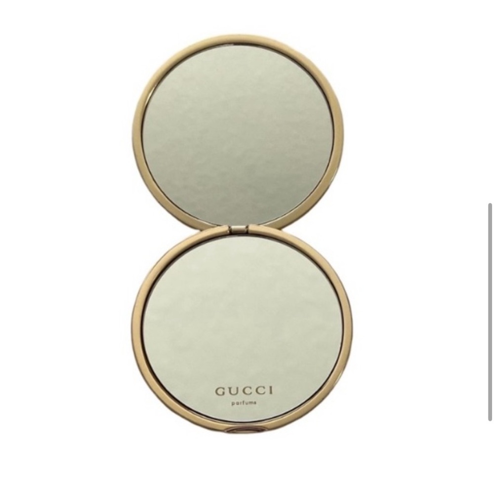 NEW in Box Gucci VIP Metal Gold Compact Mirror- One Side w/Magnification - Picture 3 of 10